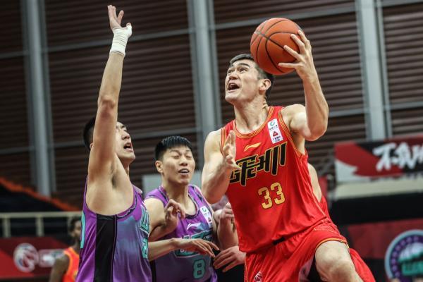 天津队力克国王，布克统治全场