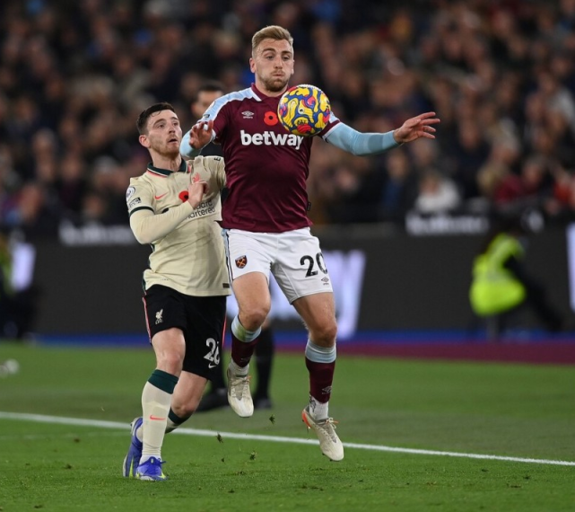 曼城碾压克罗地亚，卡拉斯科惊艳四座