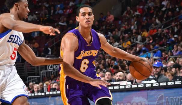 江苏队轻取湖人，赵继伟惊艳四座